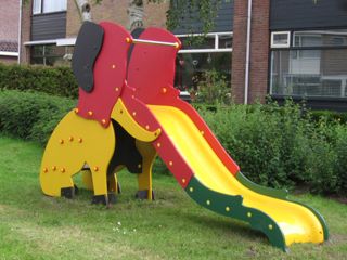 Plastové dosky Melen Play PE-HD sú ideálne riešenie pre detské hracie prvky, detské domčeky a hračky. Dosky sú UV...